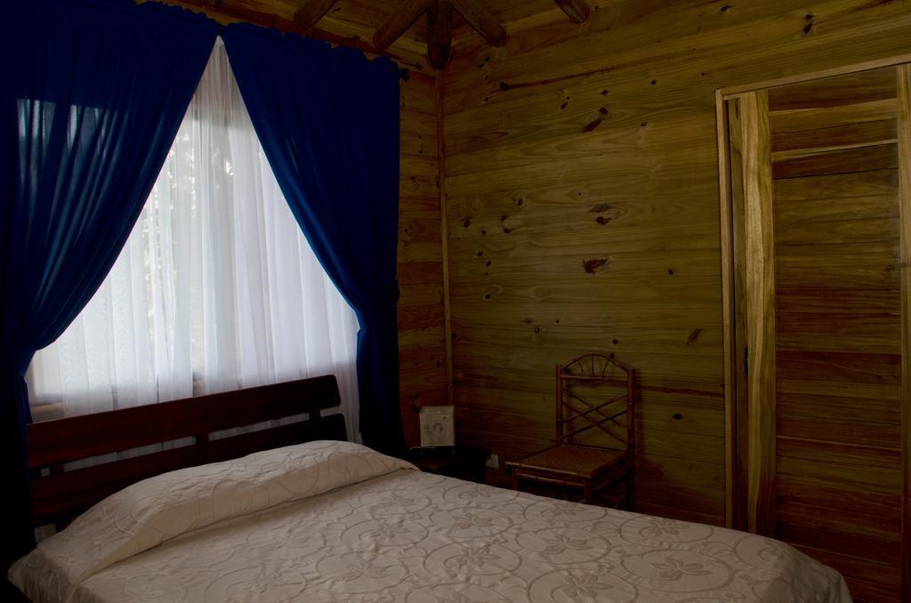 Casa Marcellino Lodge Cahuita Δωμάτιο φωτογραφία