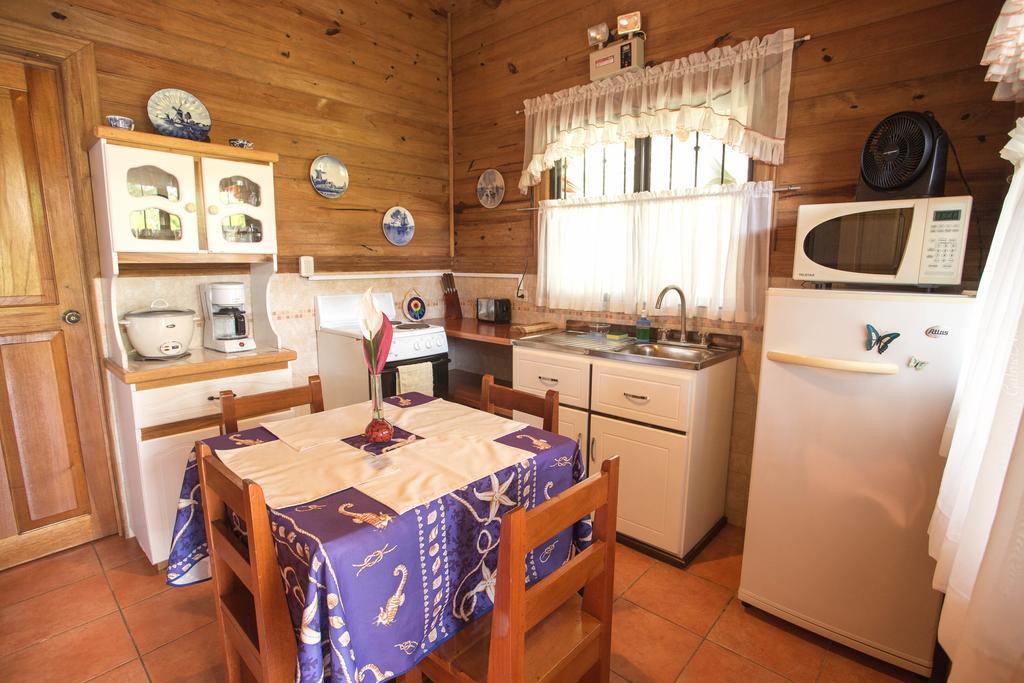 Casa Marcellino Lodge Cahuita Εξωτερικό φωτογραφία