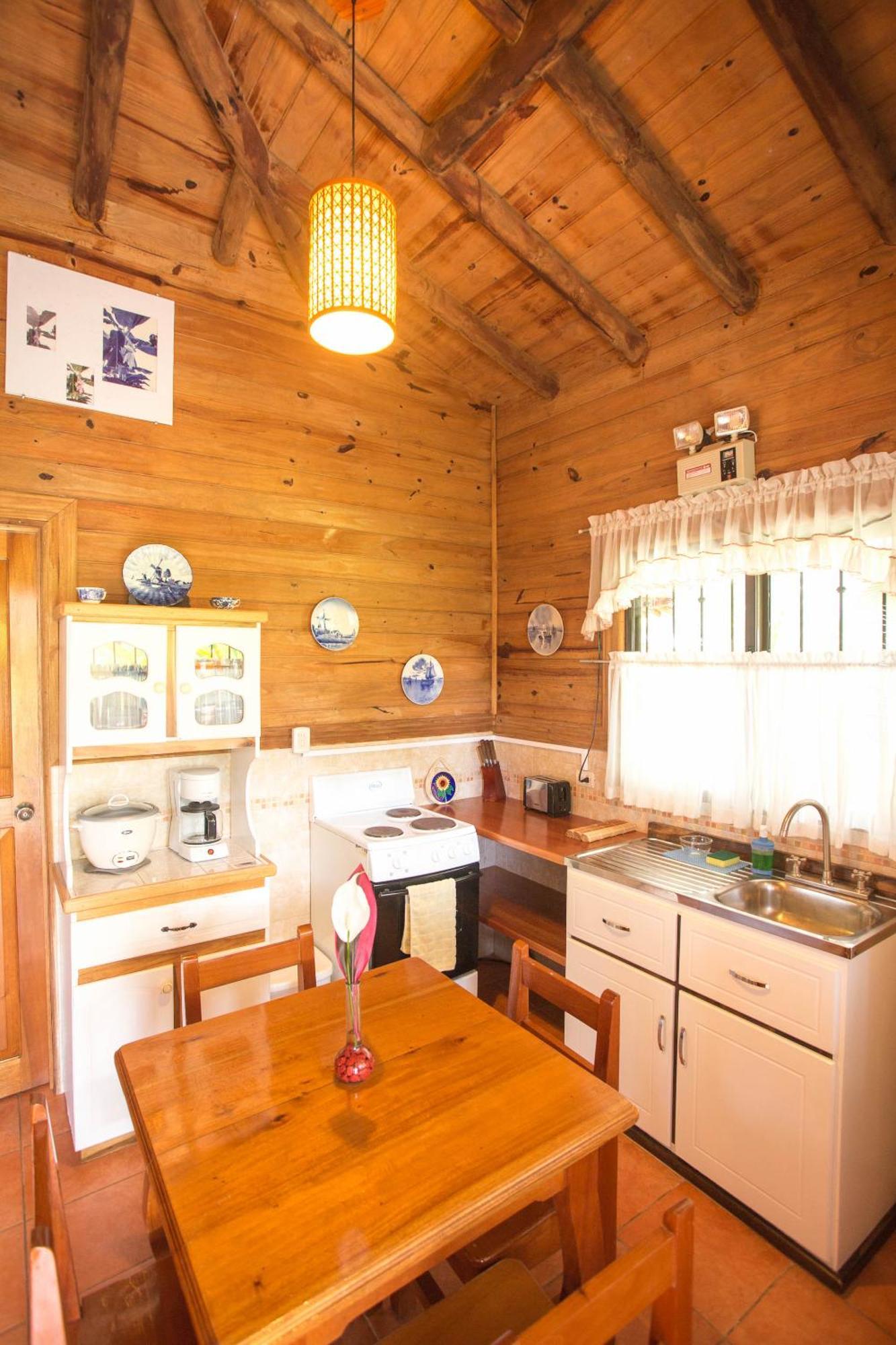 Casa Marcellino Lodge Cahuita Εξωτερικό φωτογραφία